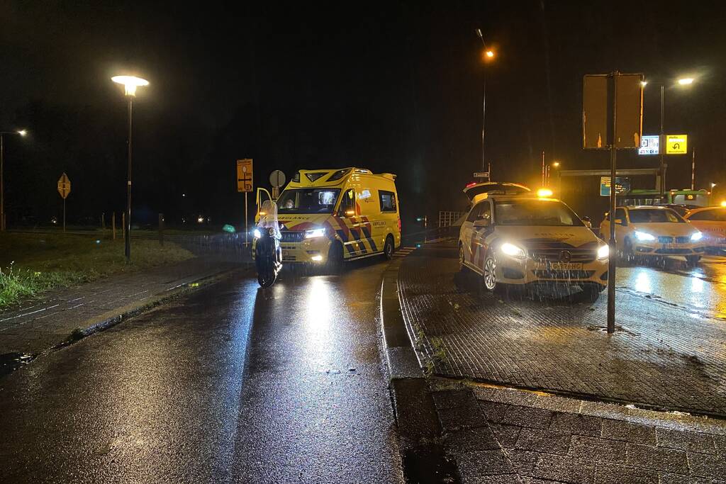 Personenauto in aanrijding met scooter