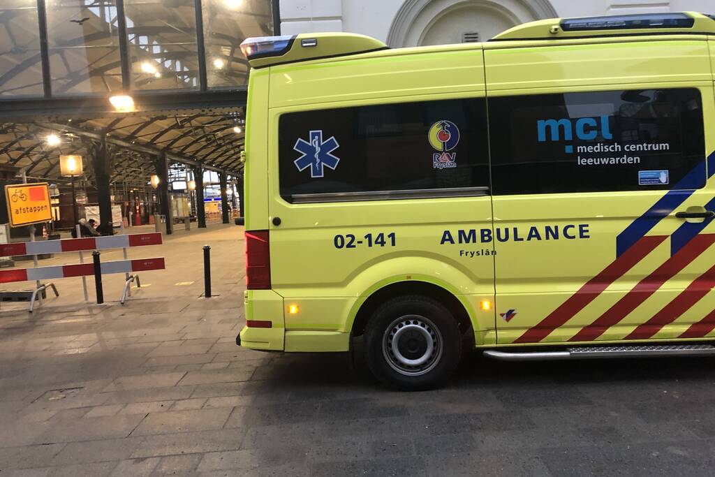 Vrouw valt van trap en raakt gewond