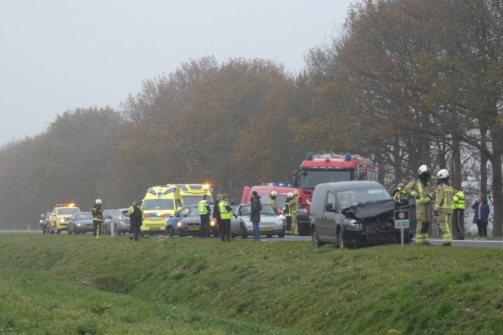 Meerdere voertuigen betrokken bij verkeersongeval