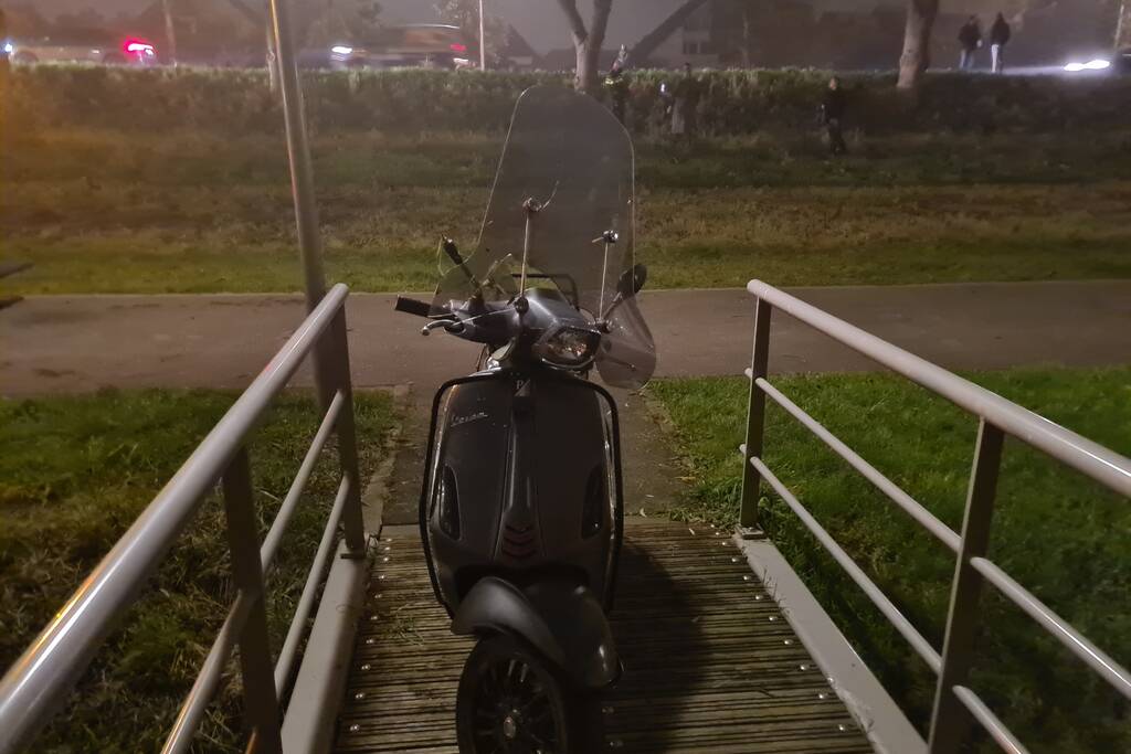 Scooterrijder veroorzaakt ongeval