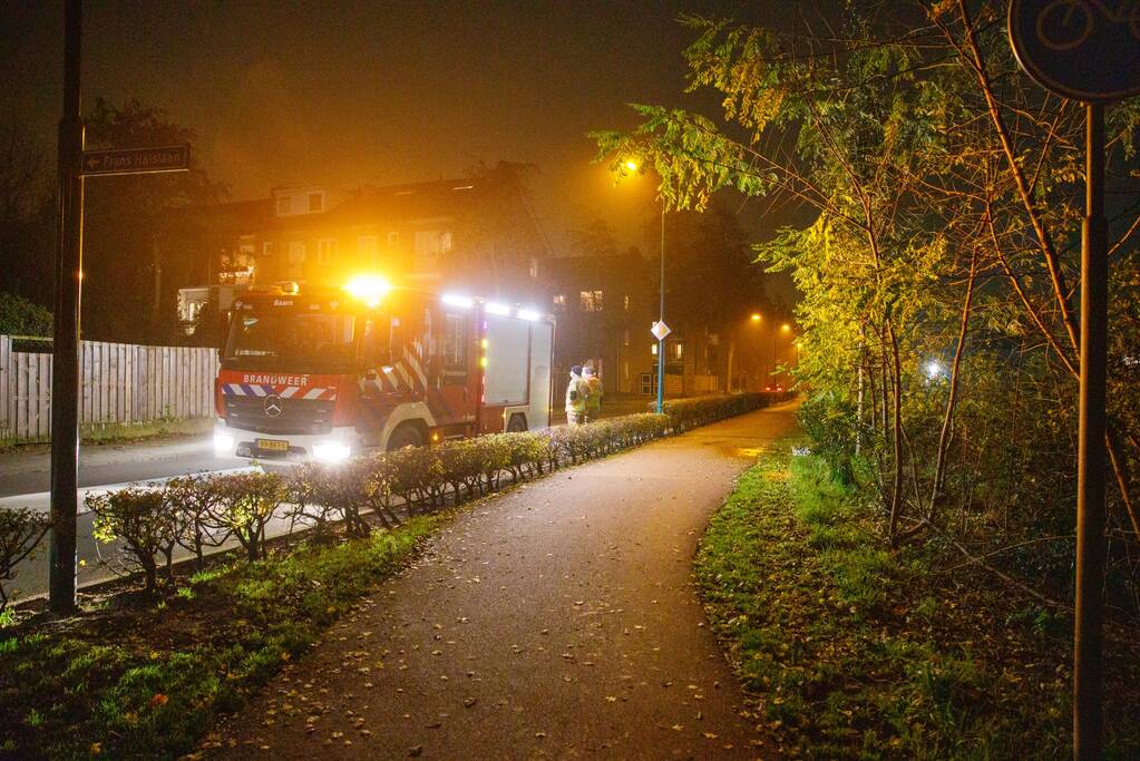 Restanten vuurwerk in brand gestoken