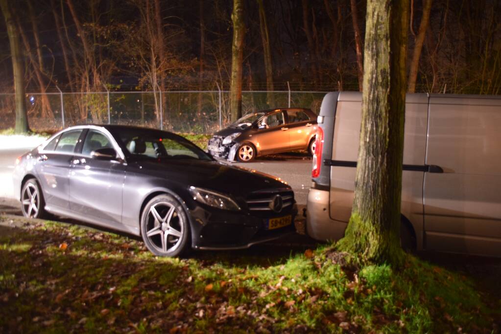 Meerdere voertuigen beschadigd bij ongeval