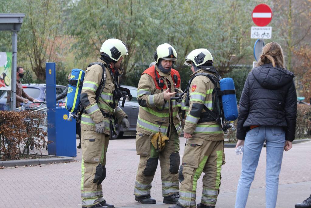 Supermarkt Coop ontruimd wegens vreemde lucht