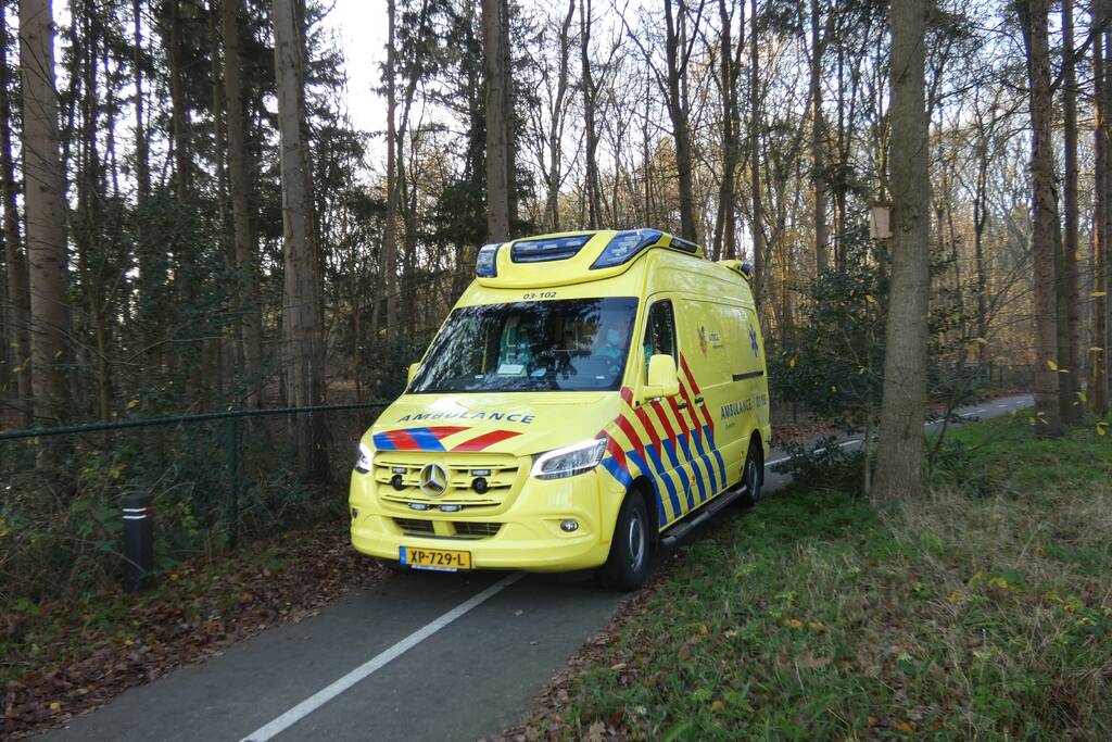 Mountainbiker ernstig gewond na val