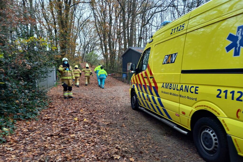 Persoon gewond na val van paard