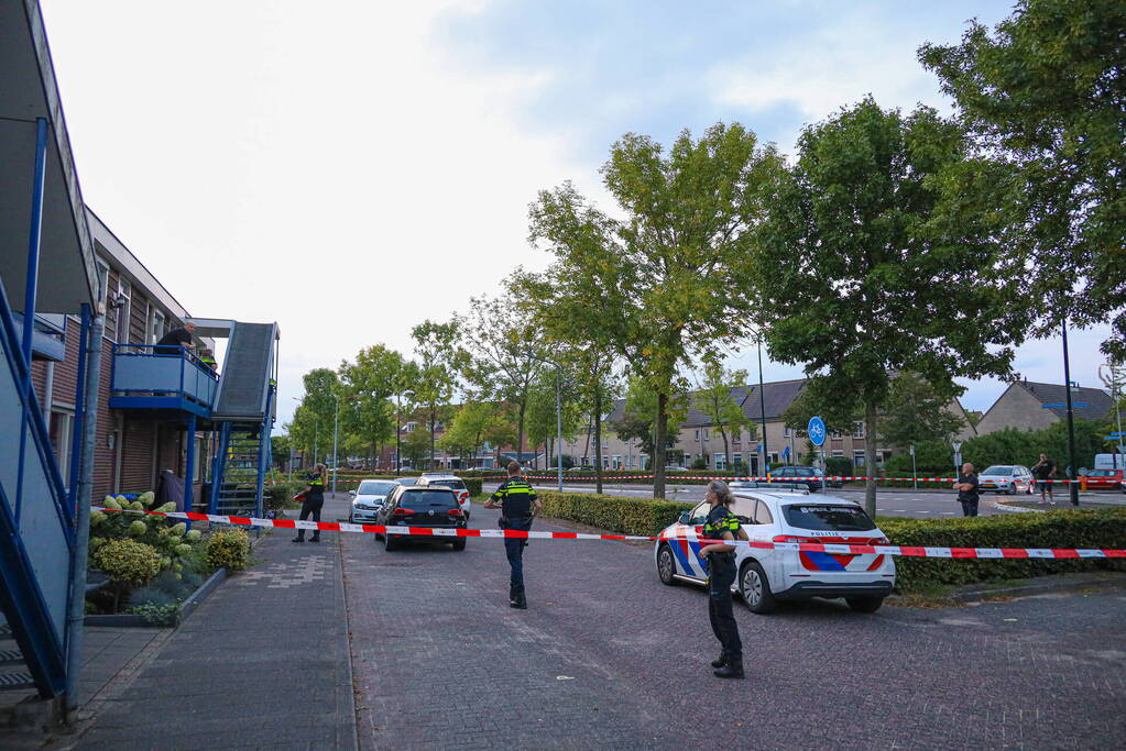 Aanhouding na aantreffen overleden vrouw