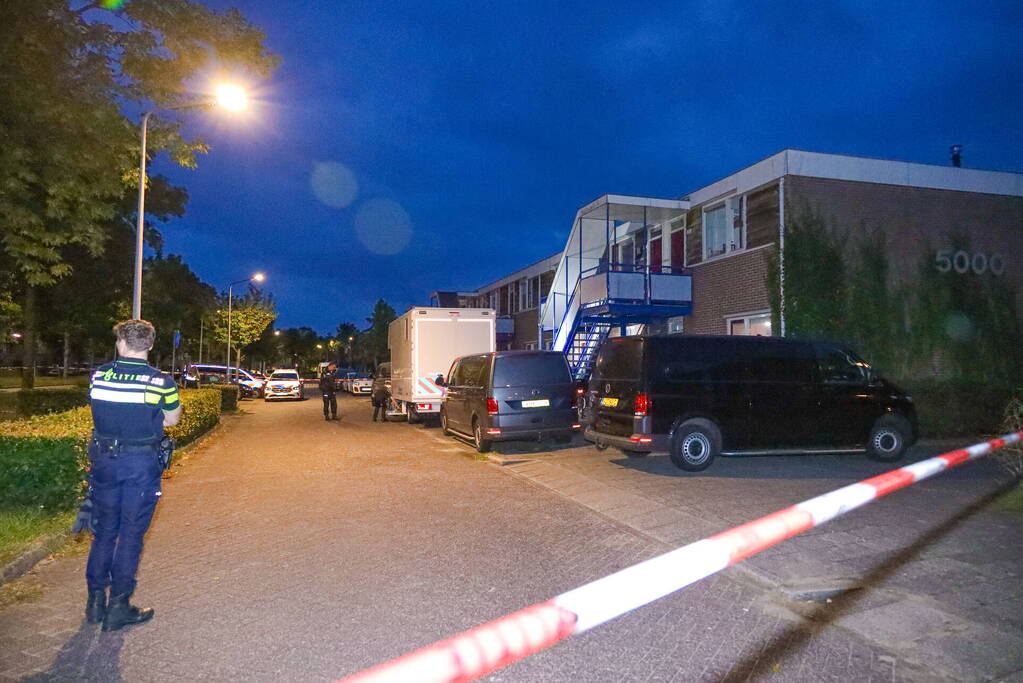 Aanhouding na aantreffen overleden vrouw