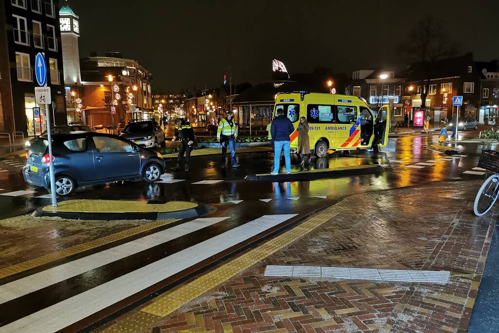 Fietser gewond na botsing met auto