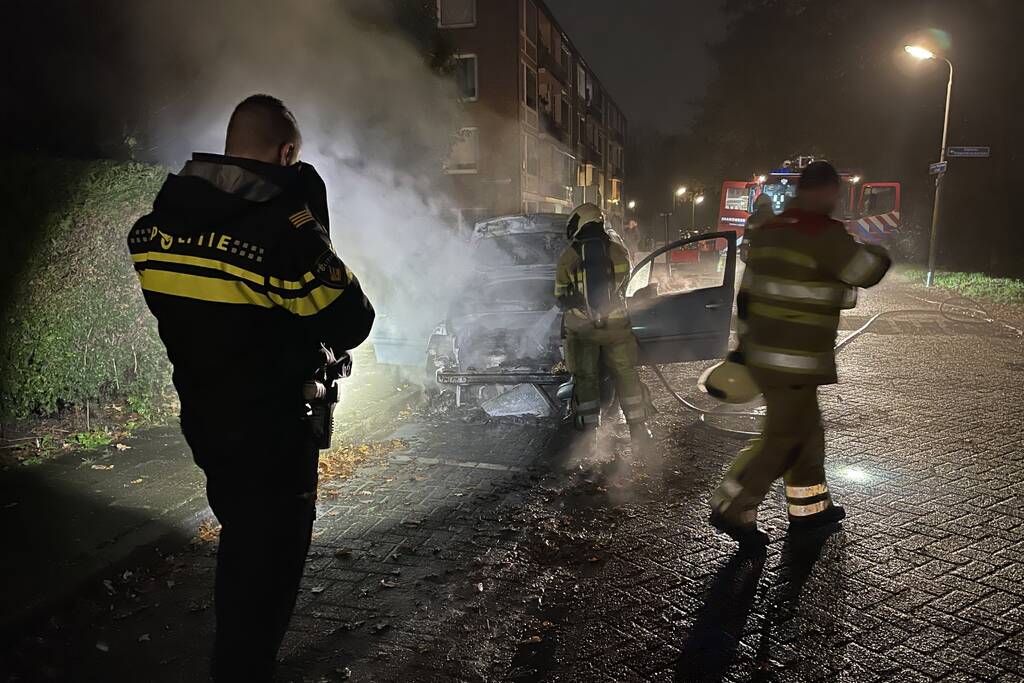 Wederom brand in geparkeerde auto