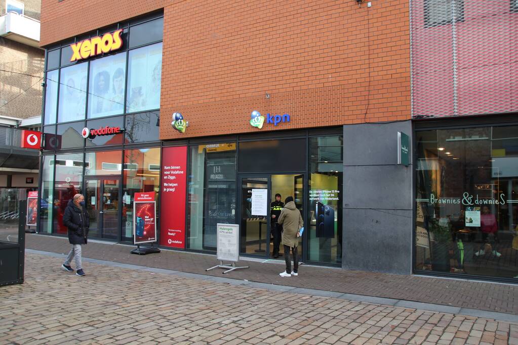 Overval op KPN-winkel Neringpassage