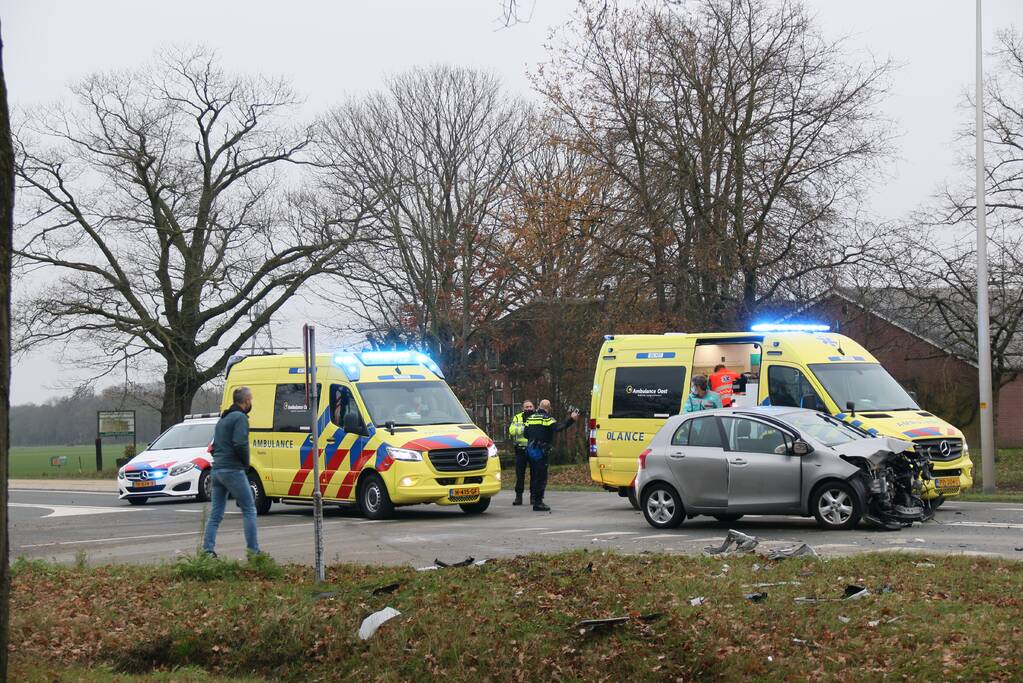 Ravage na botsing tussen twee voertuigen