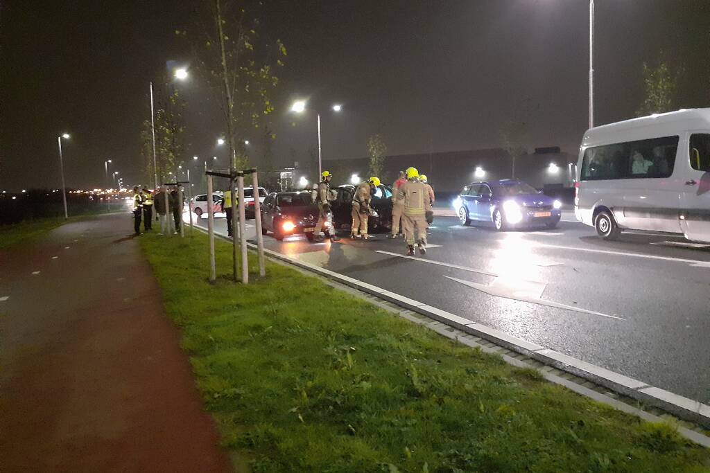 Gewonde bij aanrijding tussen twee auto's