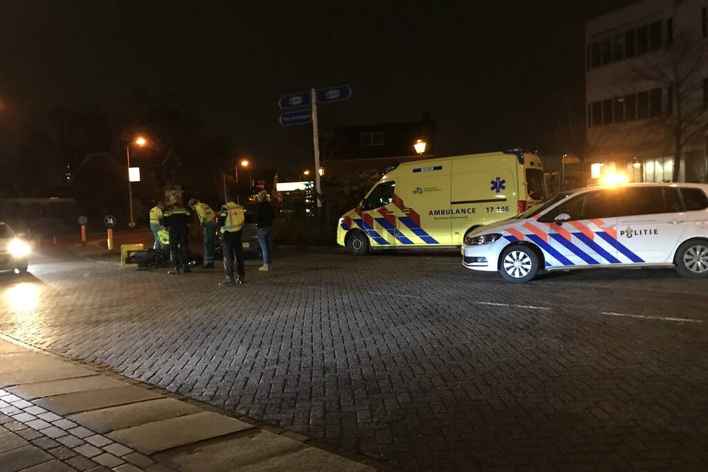 Pizzabezorger gewond na botsing met auto