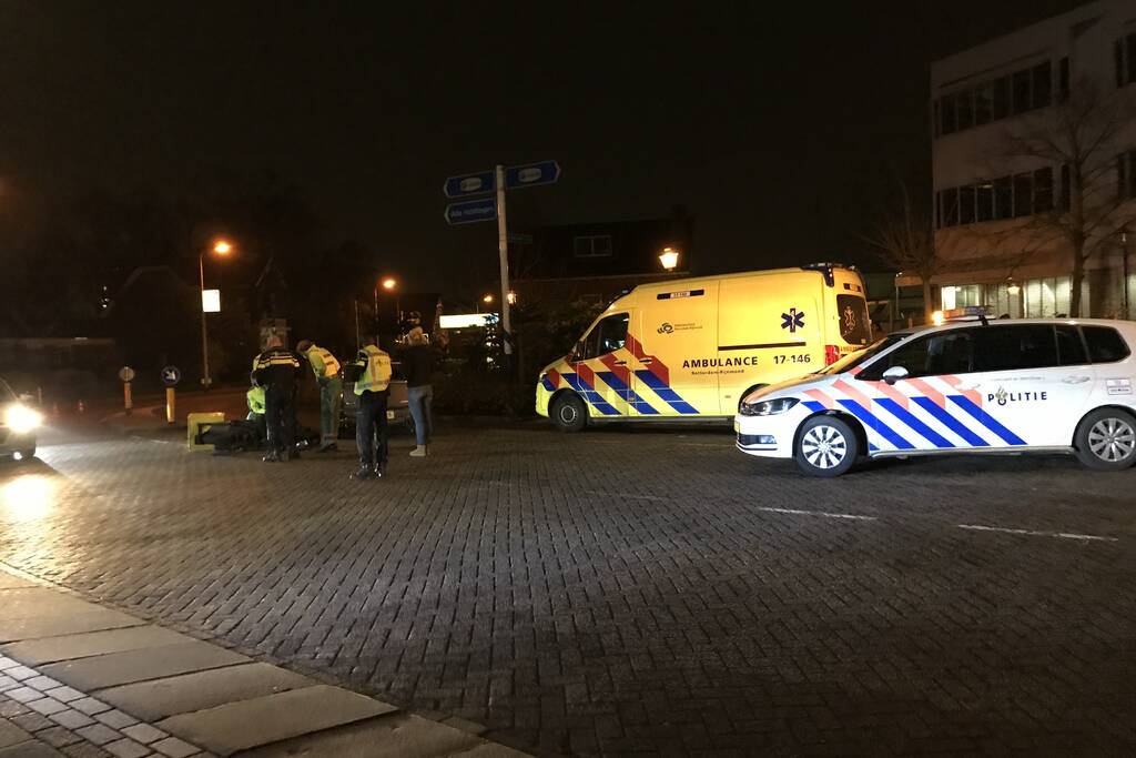 Pizzabezorger gewond na botsing met auto