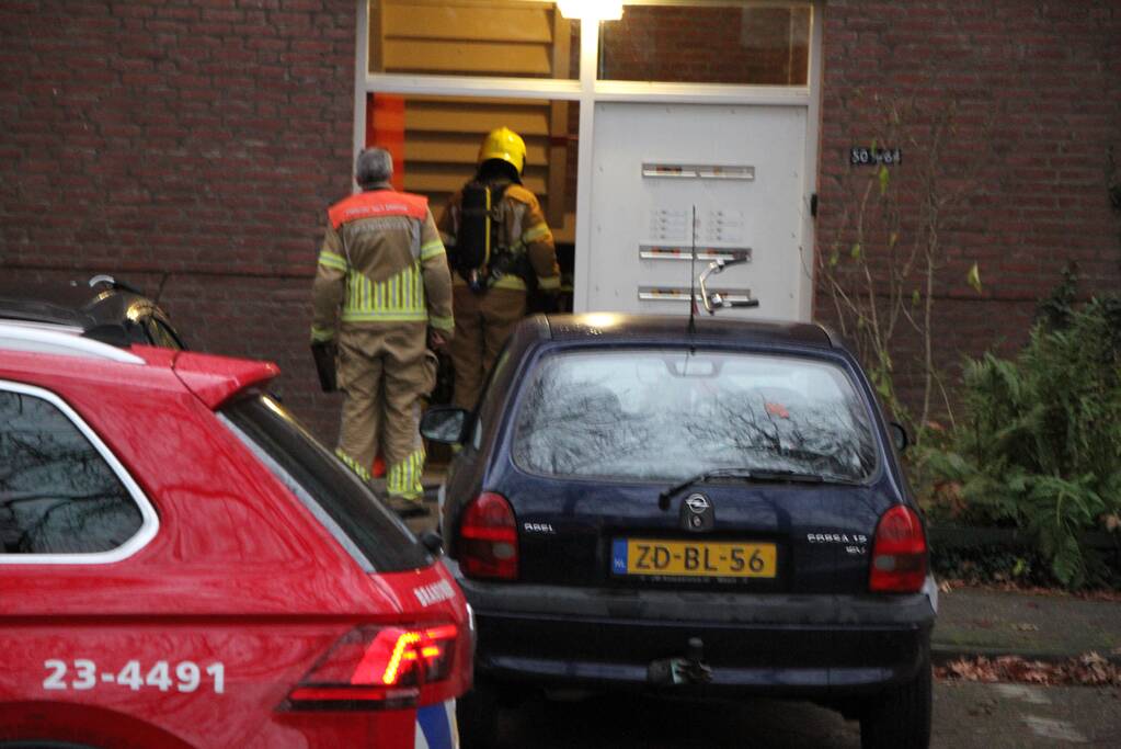 Onderzoek naar vreemde lucht in flatgebouw