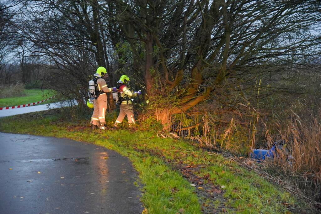 Onderzoek naar vaten met mogelijk drugsafval