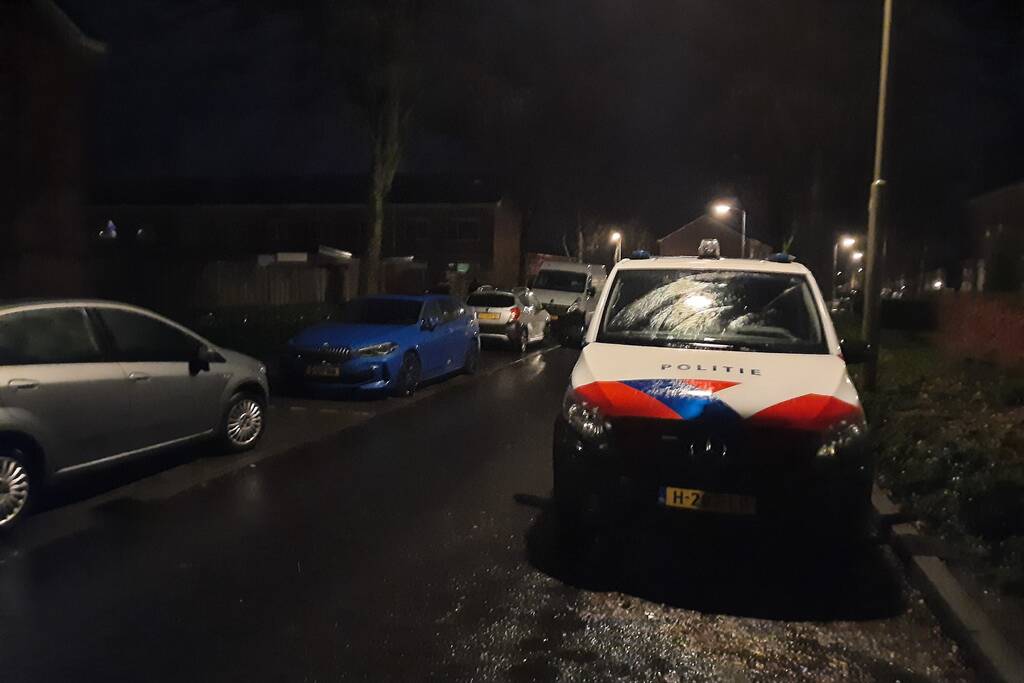 Hennepkwekerij aangetroffen in woning
