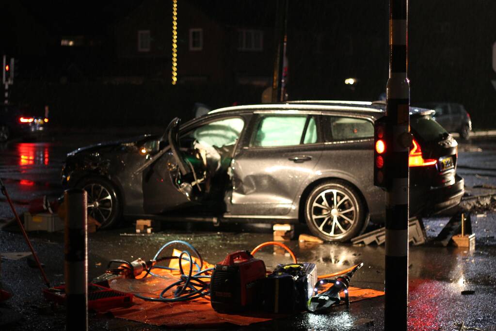Fikse schade bij botsing tussen twee wagens
