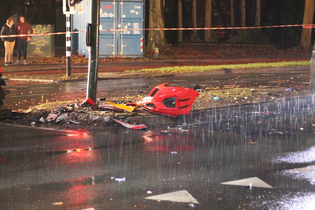 Fikse schade bij botsing tussen twee wagens
