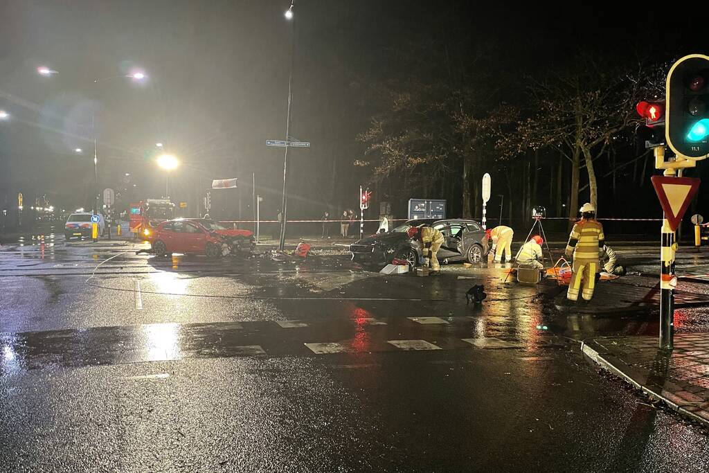 Fikse schade bij botsing tussen twee wagens