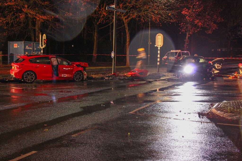 Fikse schade bij botsing tussen twee wagens