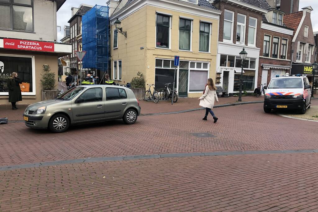Fietsster raakt gewond bij botsing met auto