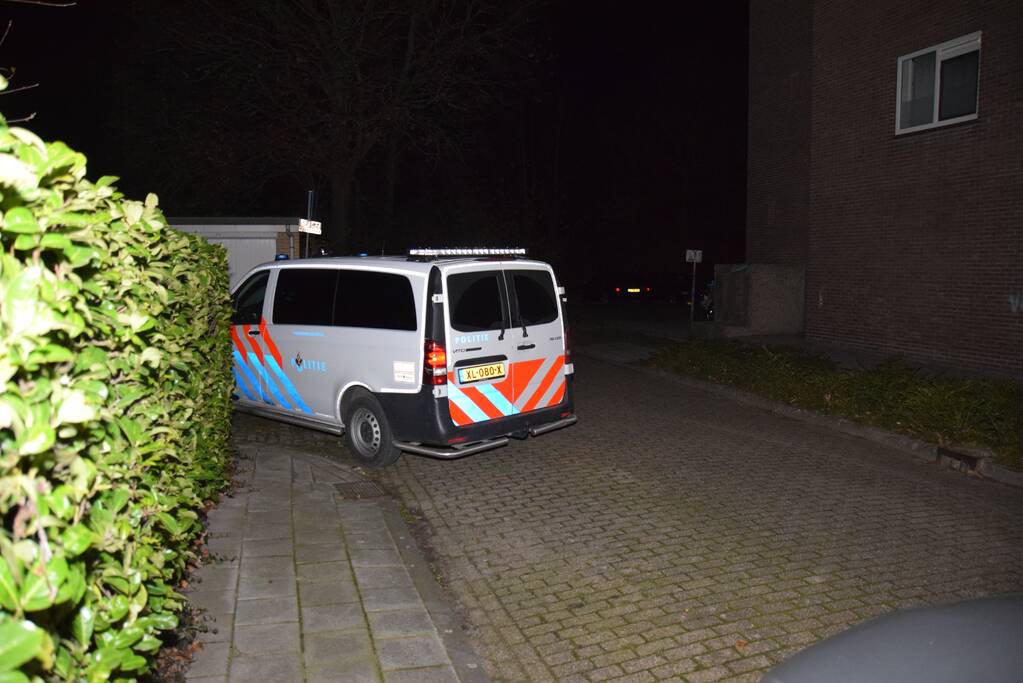 Persoon aangehouden na incident in woning
