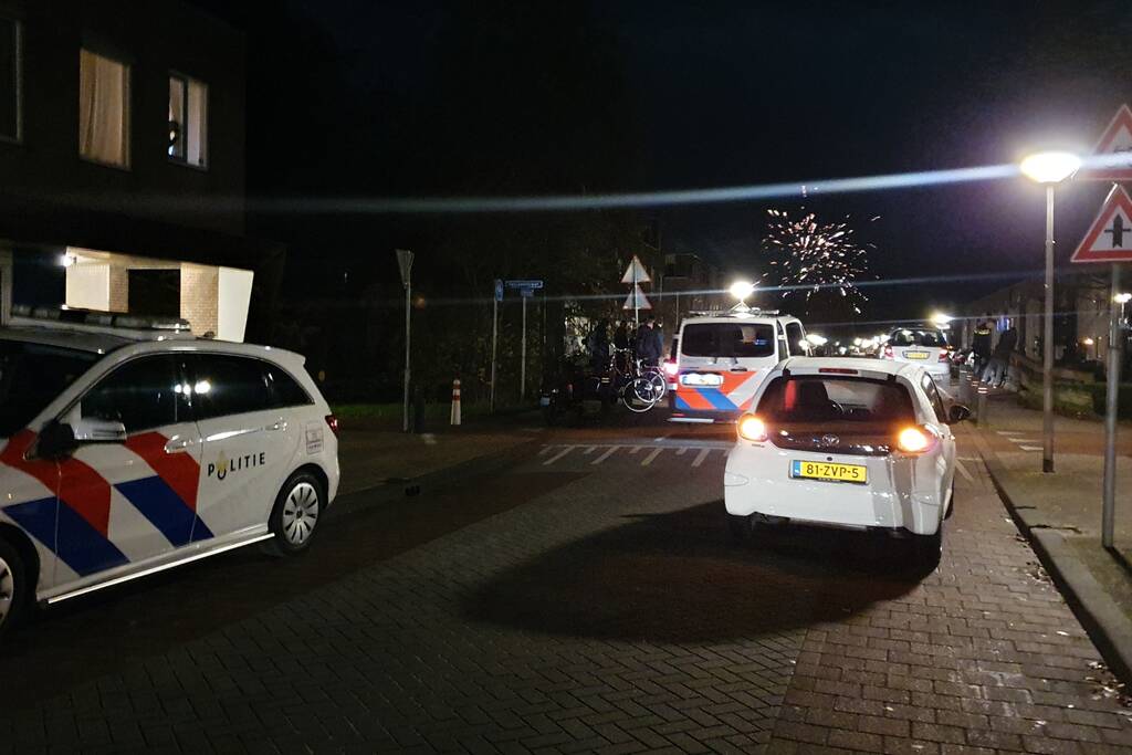 Automobilist rijdt man op step aan