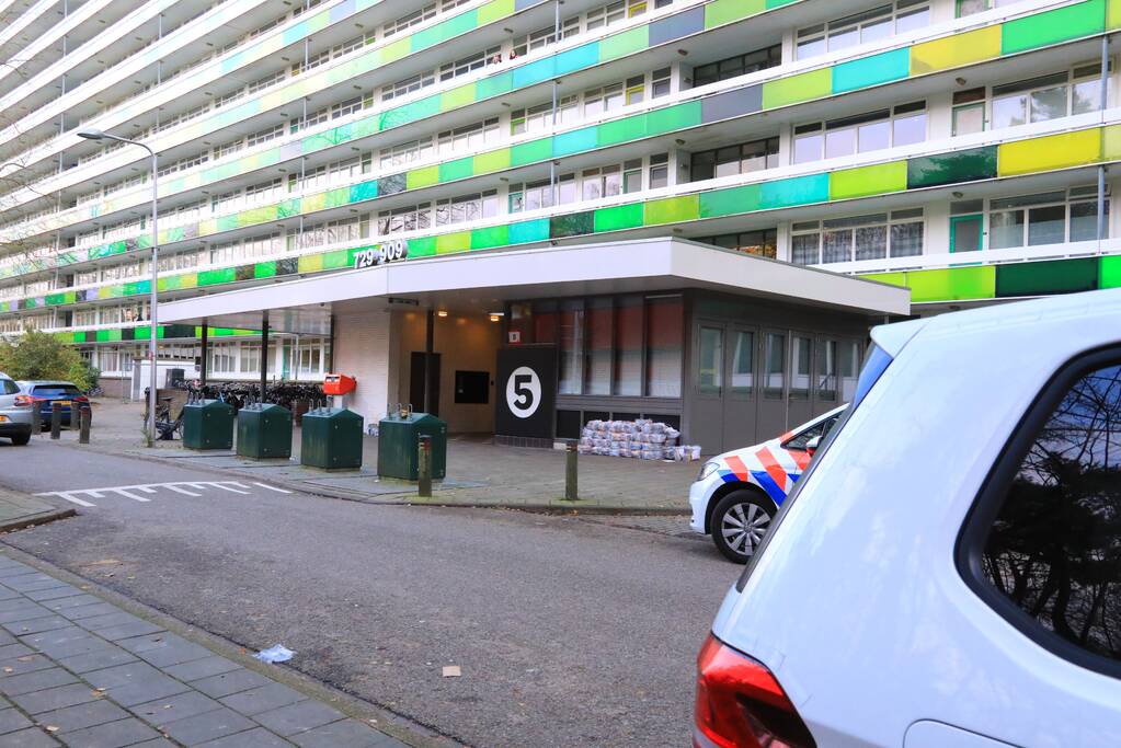 Steekpartij in flatwoning