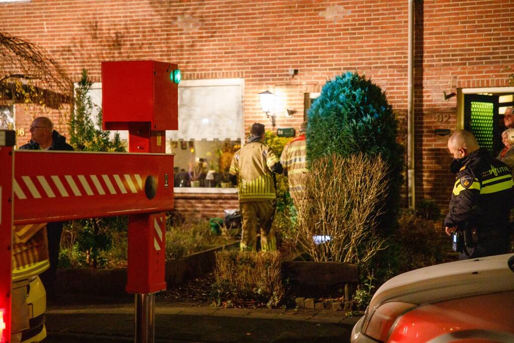 Brand in schoorsteen trekt aandacht van veel buurtbewoners