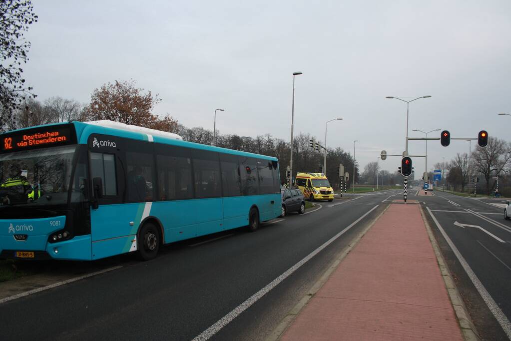 Lijnbus betrokken bij aanrijding