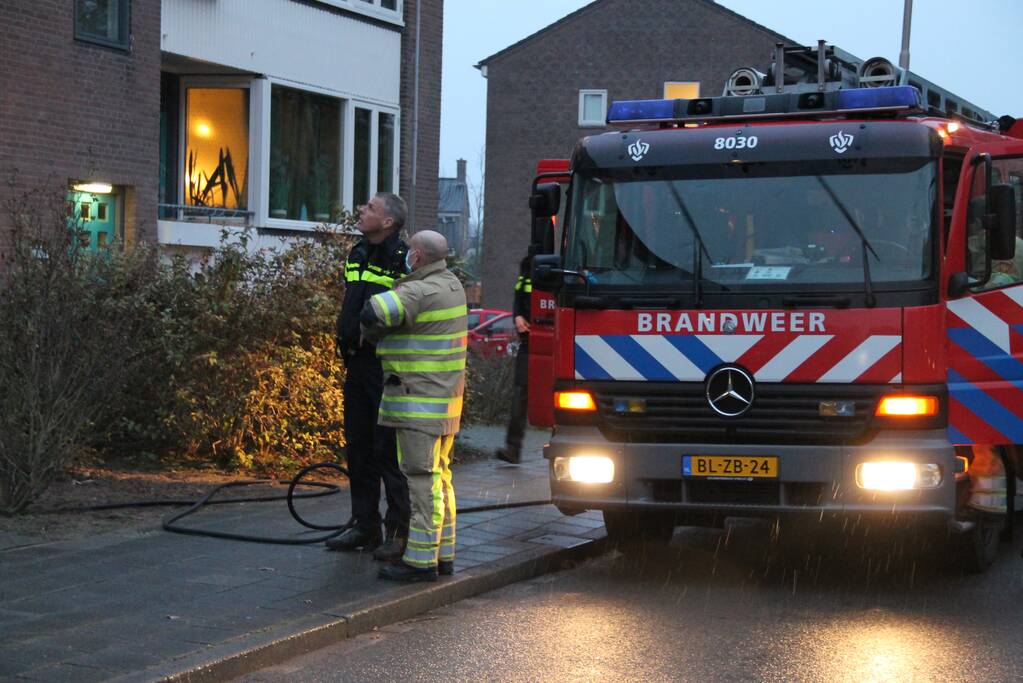 Vlam in de pan zorgt voor fikse rookontwikkeling