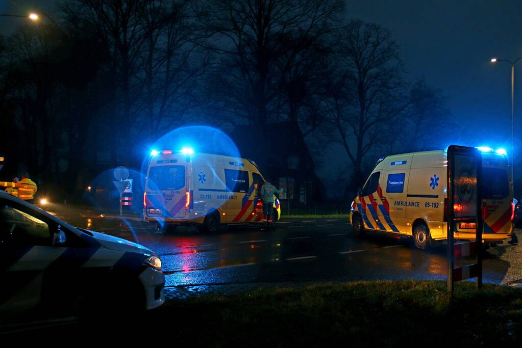 Frontale aanrijding op kruising