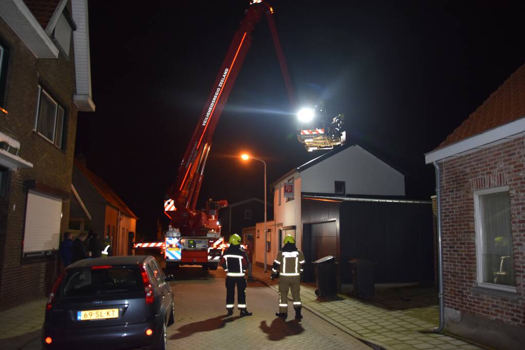 Schoorsteen geveegd na brand