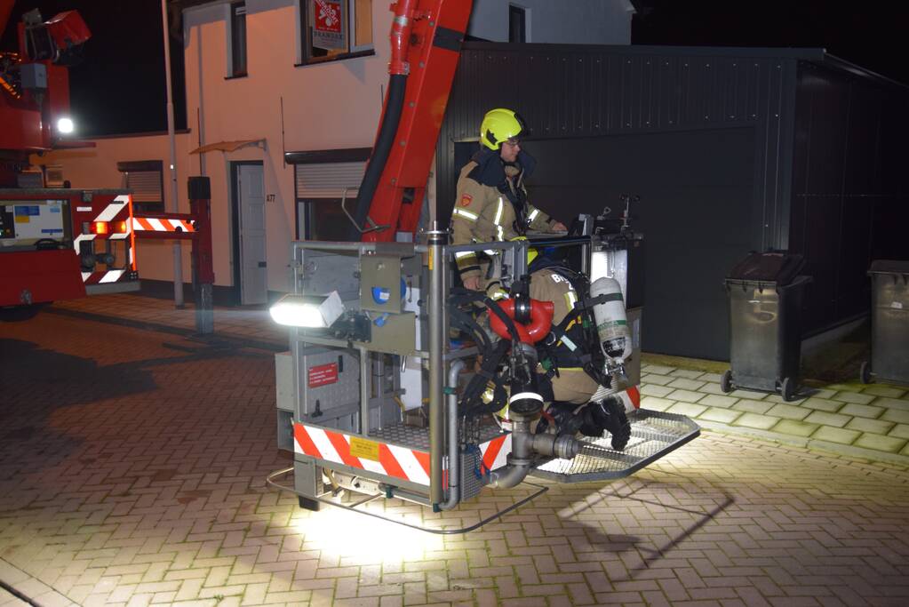 Schoorsteen geveegd na brand