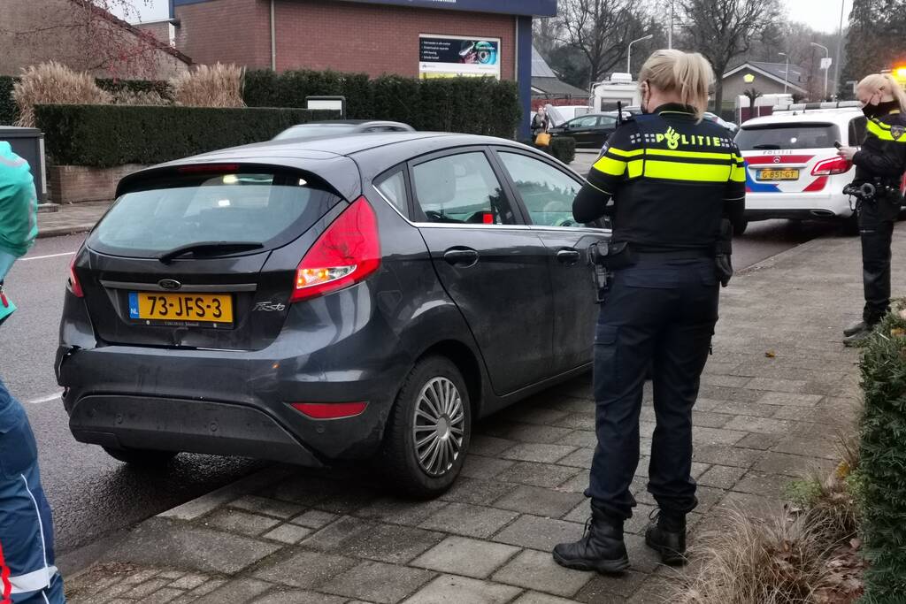 Kop-staartbotsing tussen twee voertuigen