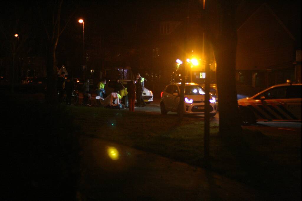 Vrouw met rollator gewond op zebrapad