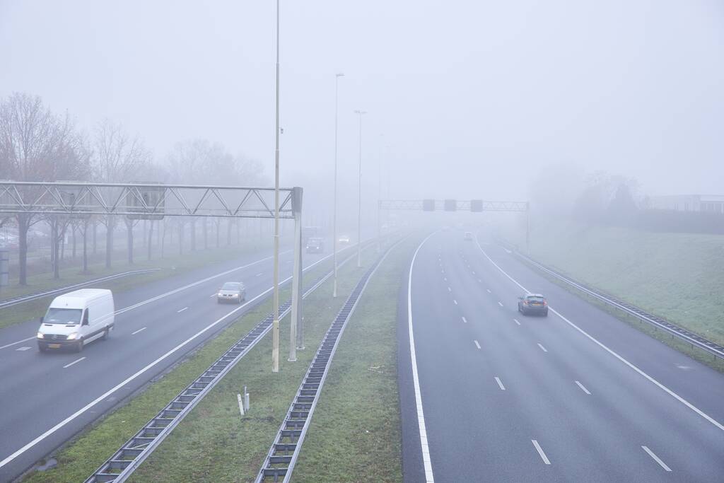 Dichte mistbanken in de Keistad