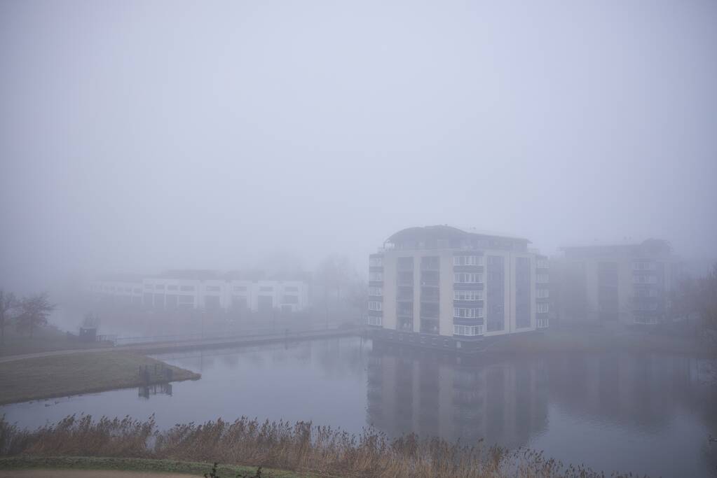 Dichte mistbanken in de Keistad