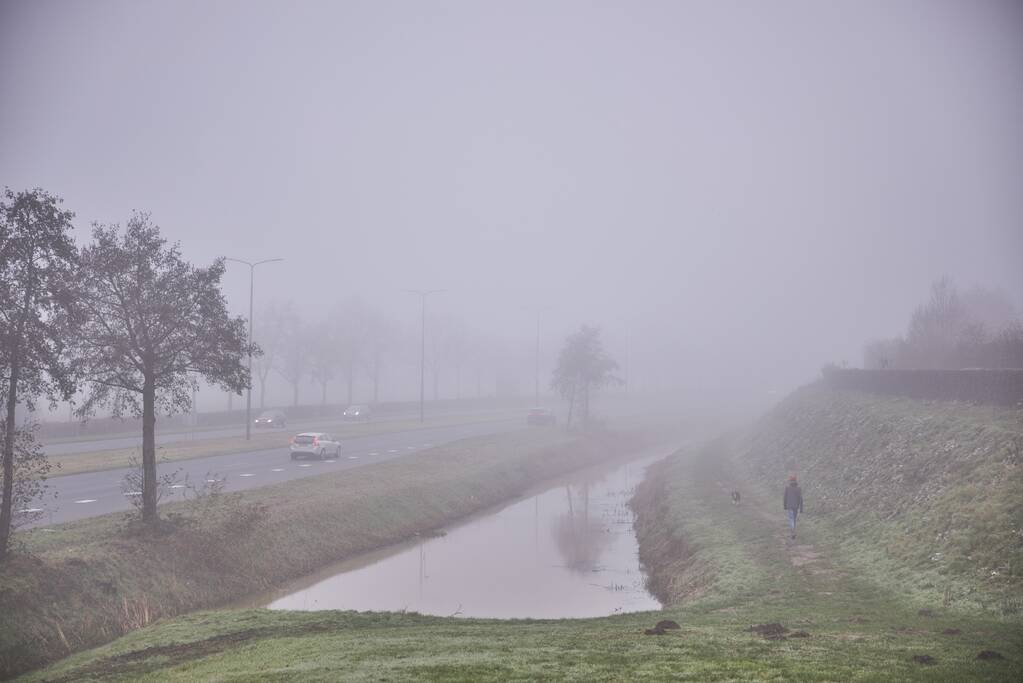 Dichte mistbanken in de Keistad