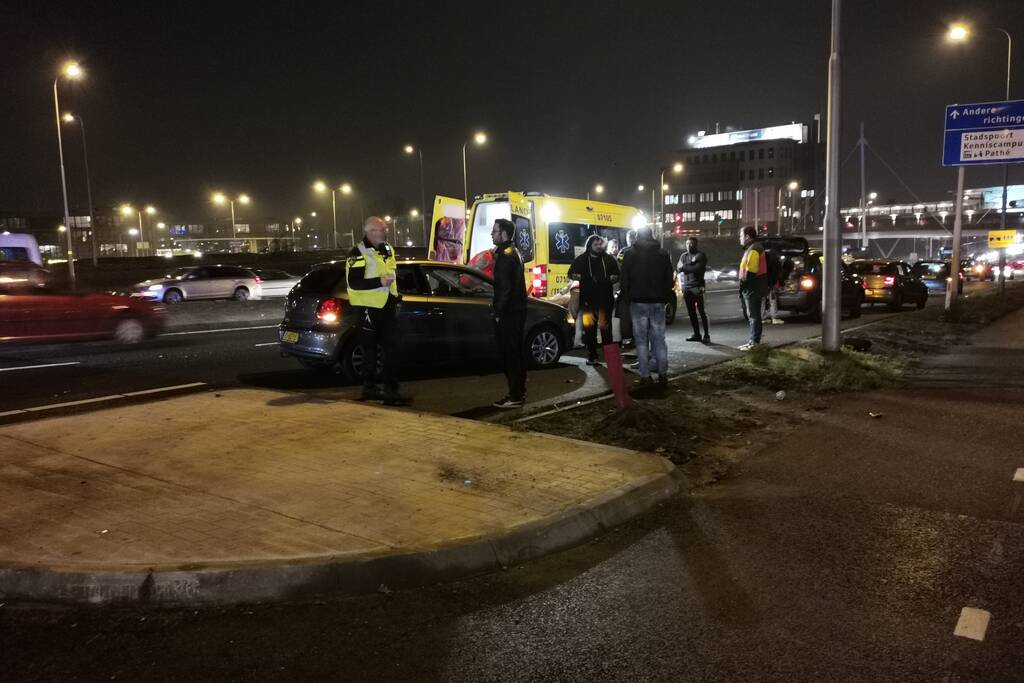 Scooterrijder gewond bij aanrijding met auto