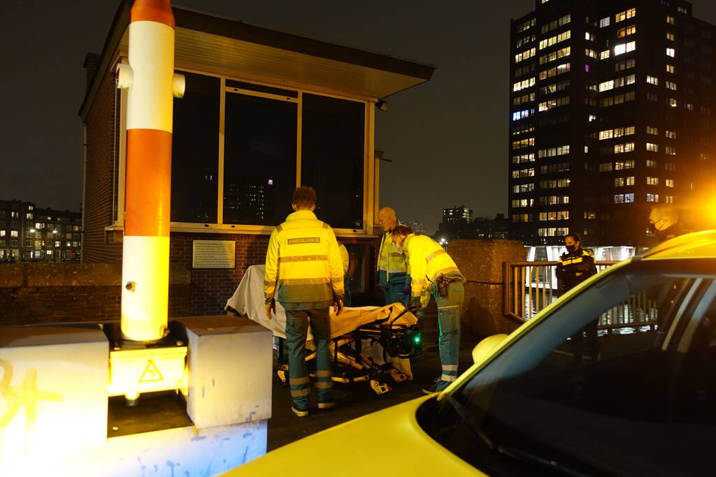 Gevallen vrouw voor onderzoek naar ziekenhuis