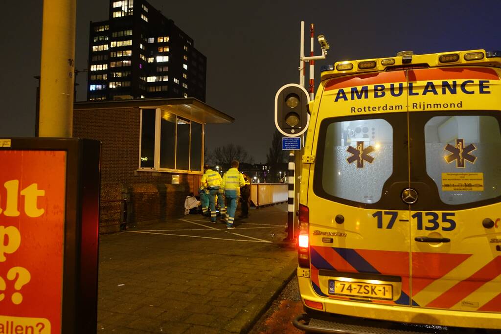 Gevallen vrouw voor onderzoek naar ziekenhuis