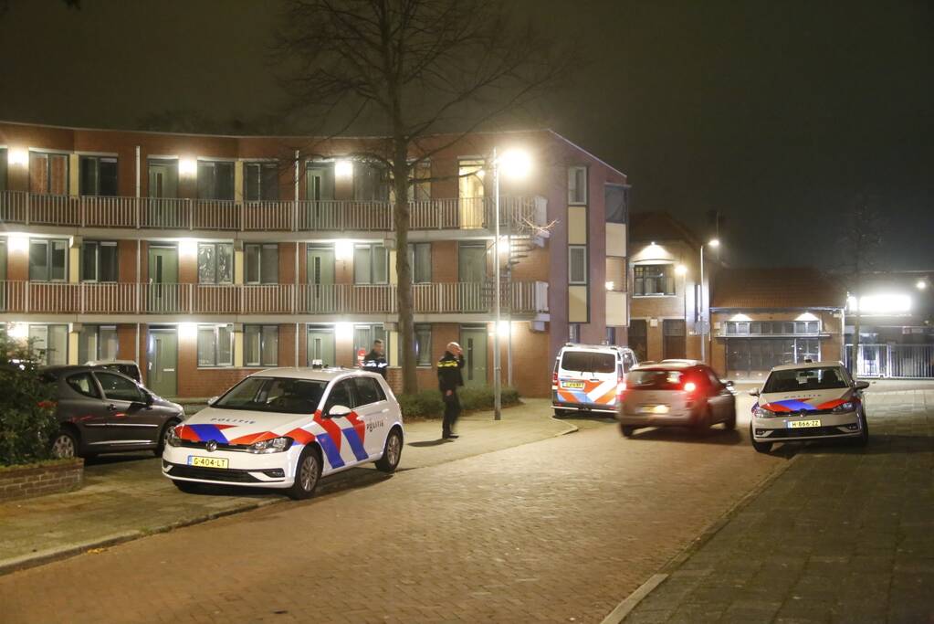 Politie aanwezig door overval op woning