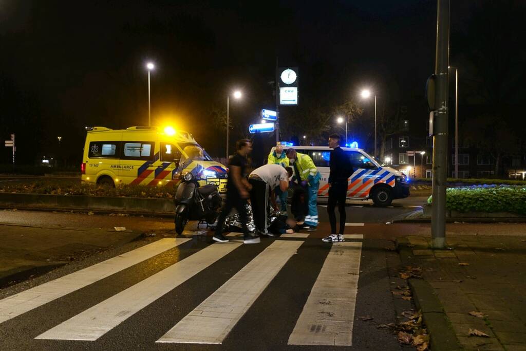 Bestuuder bestelbus laat slachtoffer hulpeloos achter