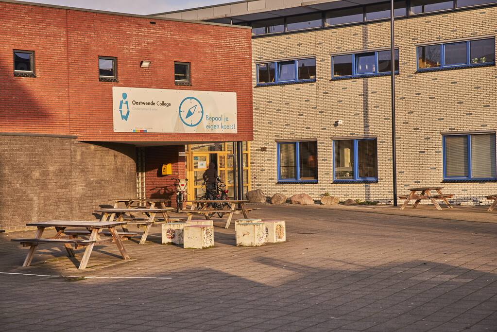 Grootste brandhaard sluit middelbare school Oostwende College