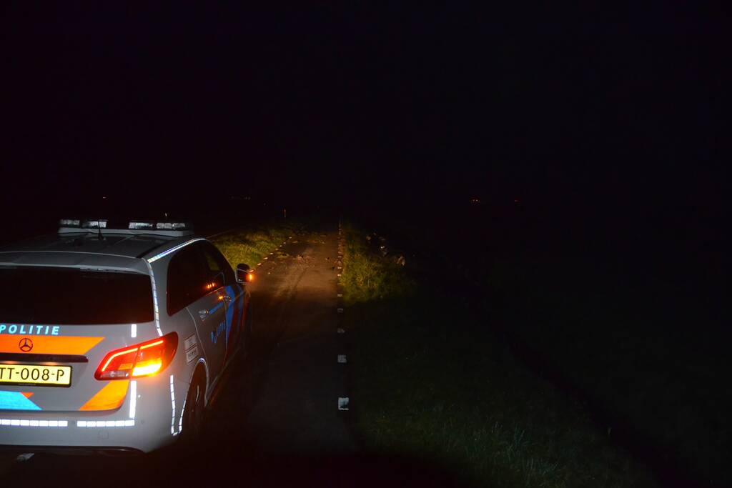 Auto eindigt in de sloot