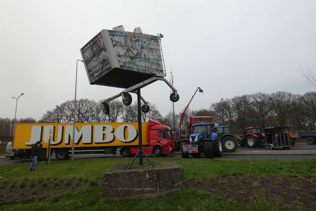 Distributiecentrum Jumbo geblokkeerd door boeren