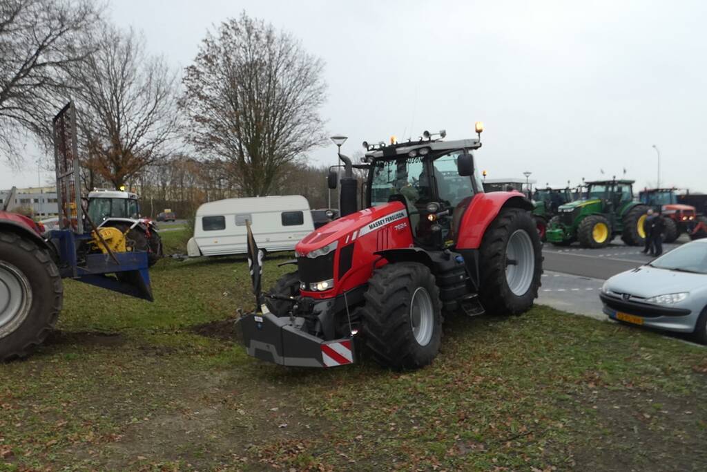 Distributiecentrum Jumbo geblokkeerd door boeren
