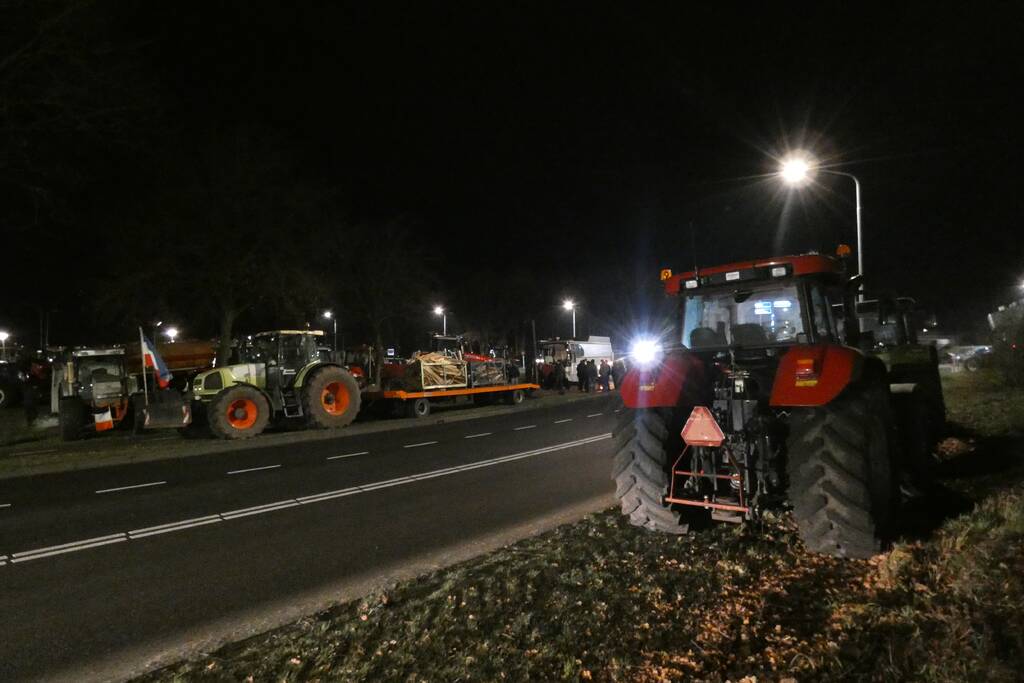 Distributiecentrum Jumbo geblokkeerd door boeren
